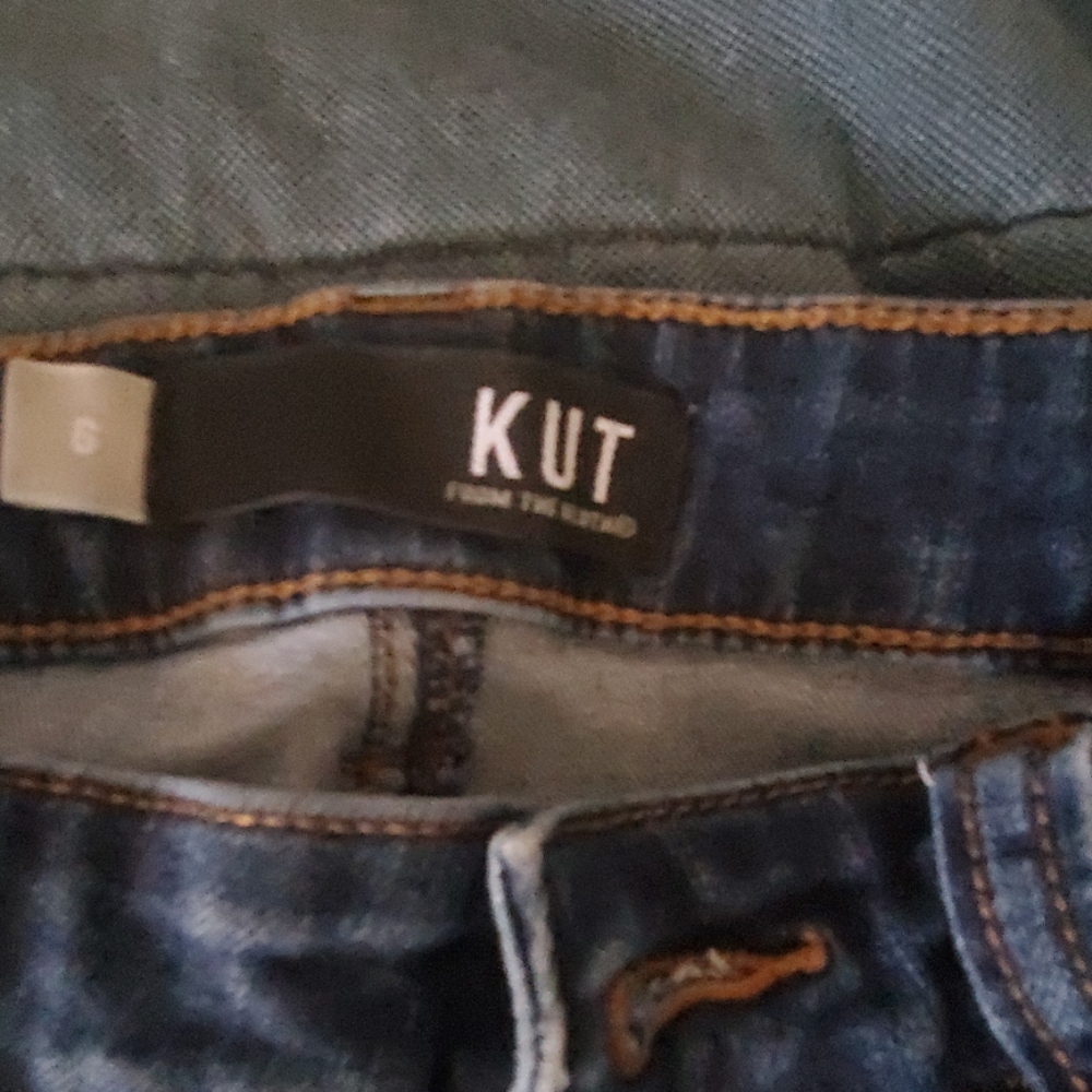 Jeans - Picture 2 of 4